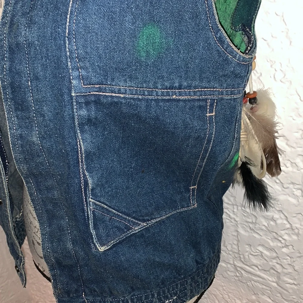 🌈Vintage 80’s Hand Painted Decorated Denim Vest - Picture 10 of 15